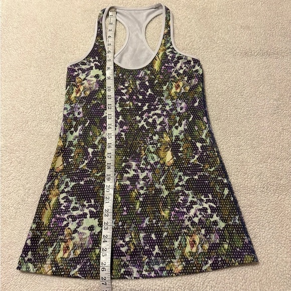 Lululemon Cool Racerback Tank Top Green Purple Floral Sport White Multi Print - Picture 4 of 10